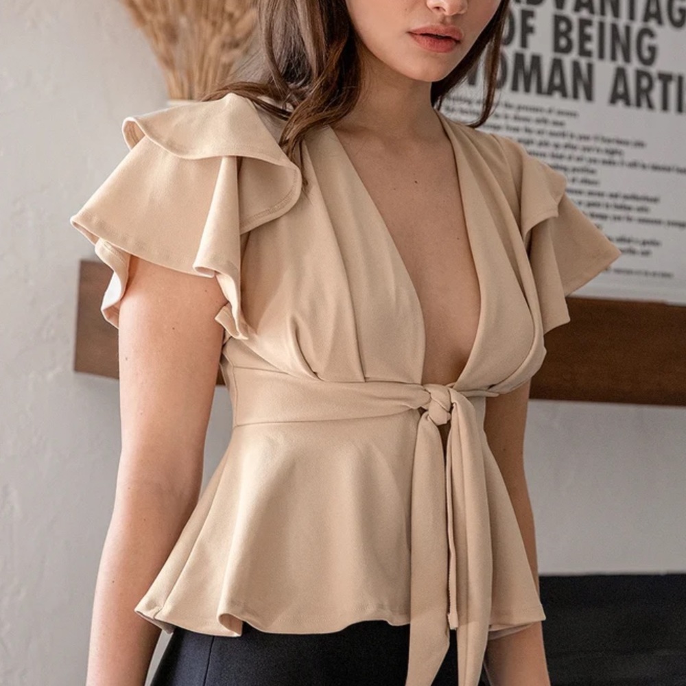 Perfect Flirt Beige Tie-Front Ruffled Peplum Top